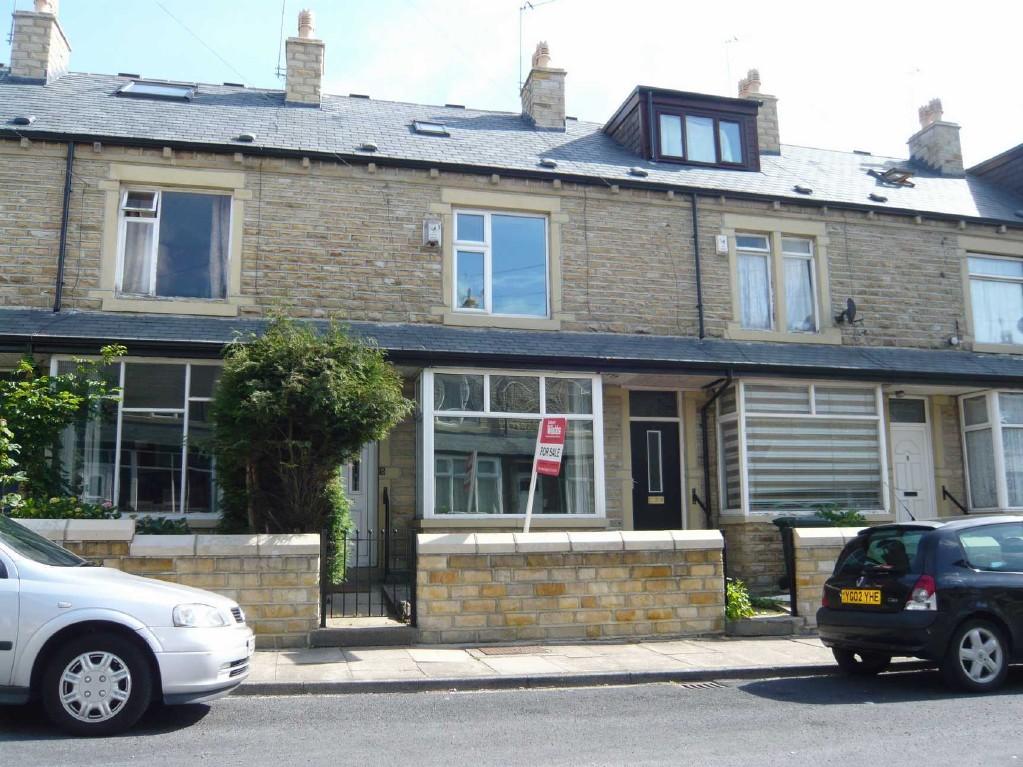 3 bedroom farm house for sale in Evelyn Avenue, Thornbury BD3 7AD, BD3