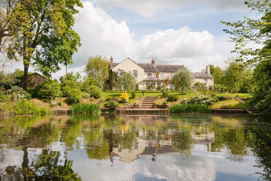 5 bedroom country house for sale in Near Kingham, OX7