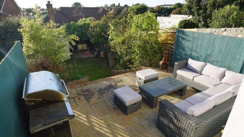 4 bedroom terraced house for sale in Fonthill Road, Hove, East Sussex