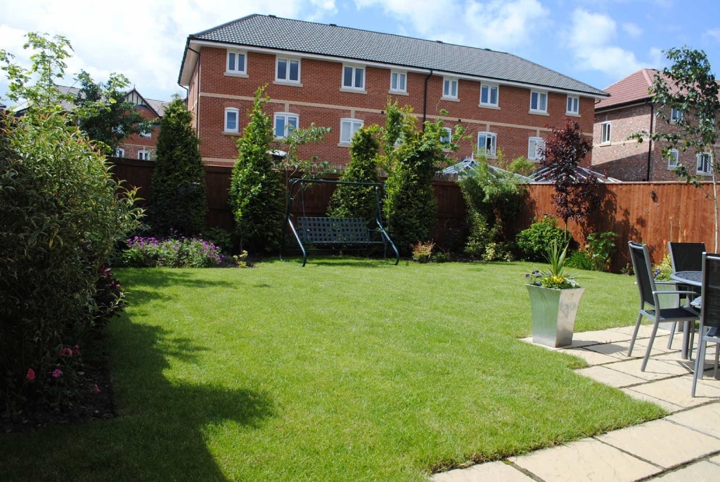 4 bedroom detached house for sale in Glenville Close, Cheadle Hulme