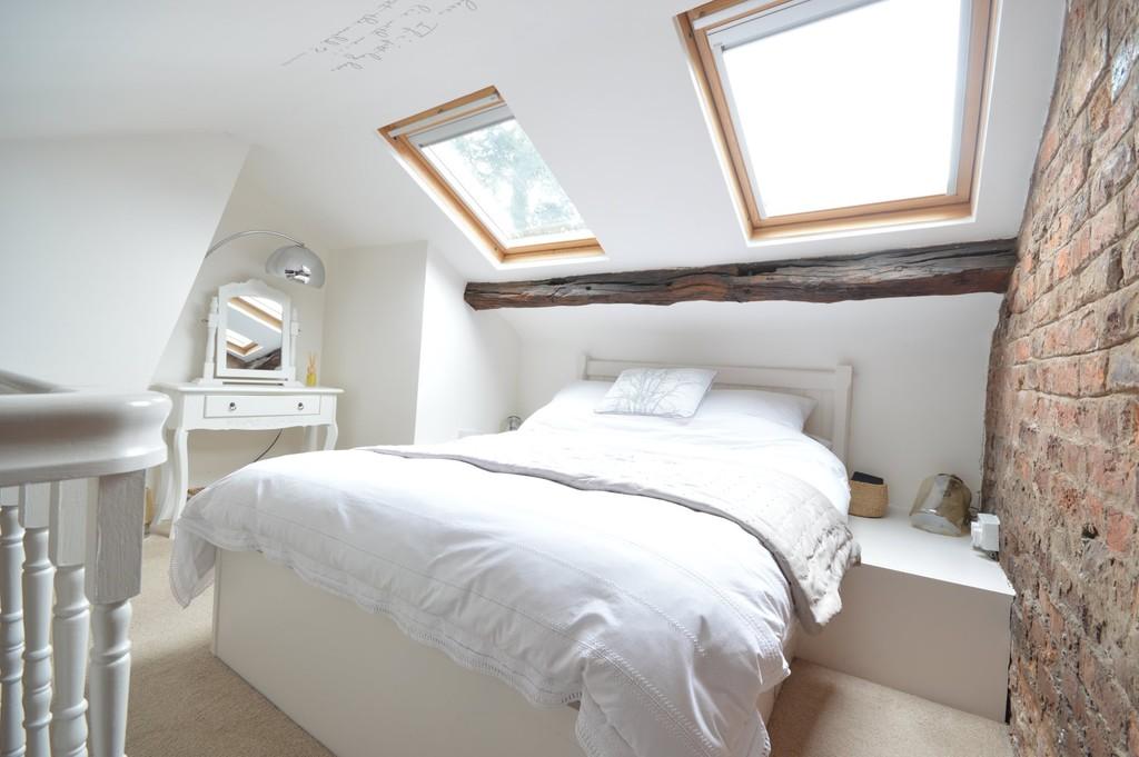 3 bedroom detached house for sale in Higham Street, Cheadle Hulme, SK8