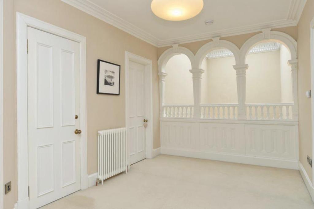 6 bedroom town house for sale in Hughenden Terrace, Hyndland, Glasgow, G12