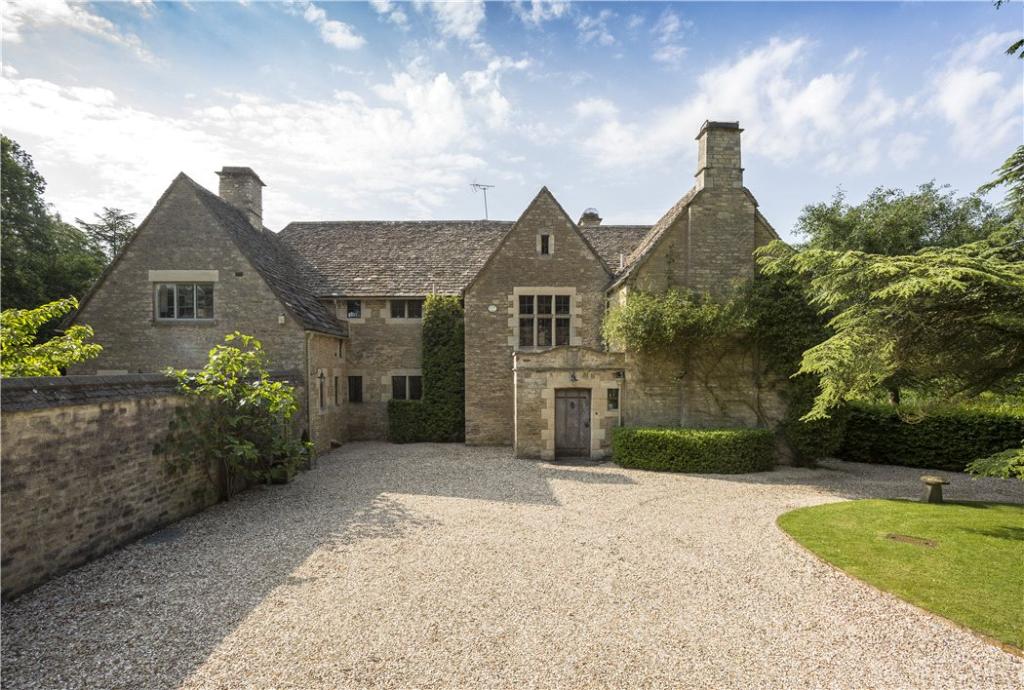 6 bedroom detached house for sale in Coates, Cirencester