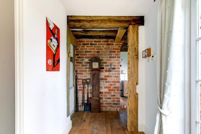 5 bedroom detached house for sale in Smewins Road, White Waltham