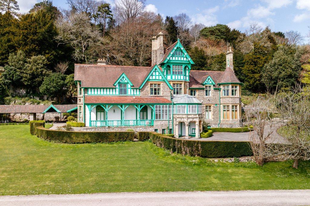 9 bedroom detached house for sale in Woodcroft, Chepstow, Gloucestershire, NP16, NP16