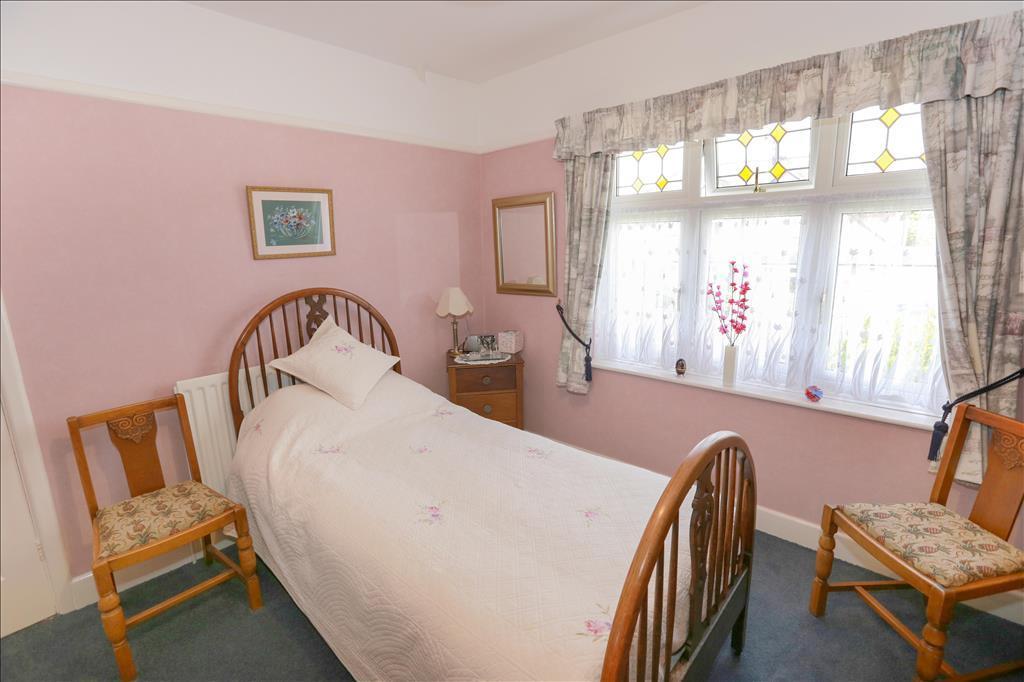 3 bedroom semidetached house for sale in Nursery Grove, Kidderminster