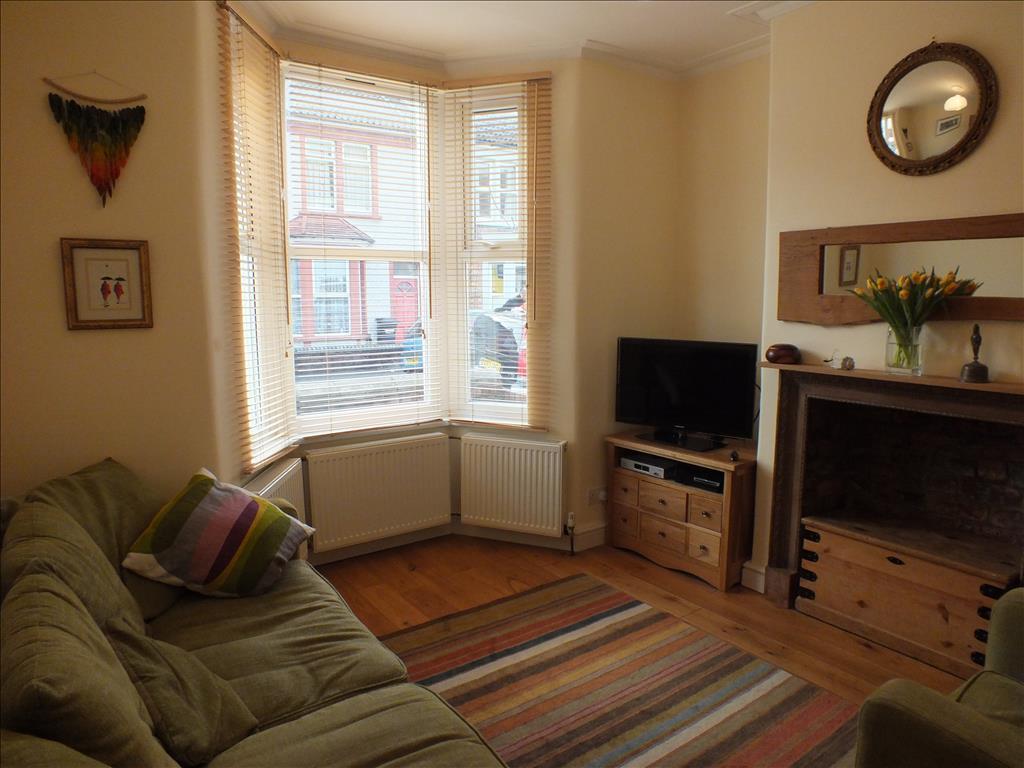 2 bedroom terraced house for sale in Margate Street, Victoria Park
