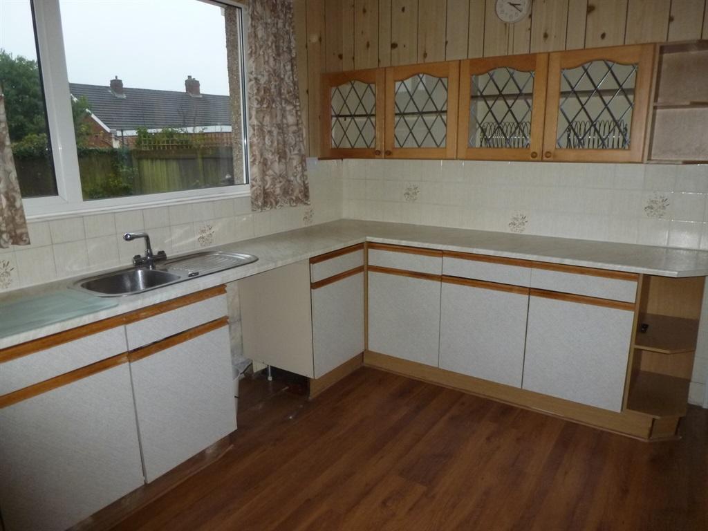 1 bedroom semidetached bungalow for sale in Arden Grove, STOCKTONON