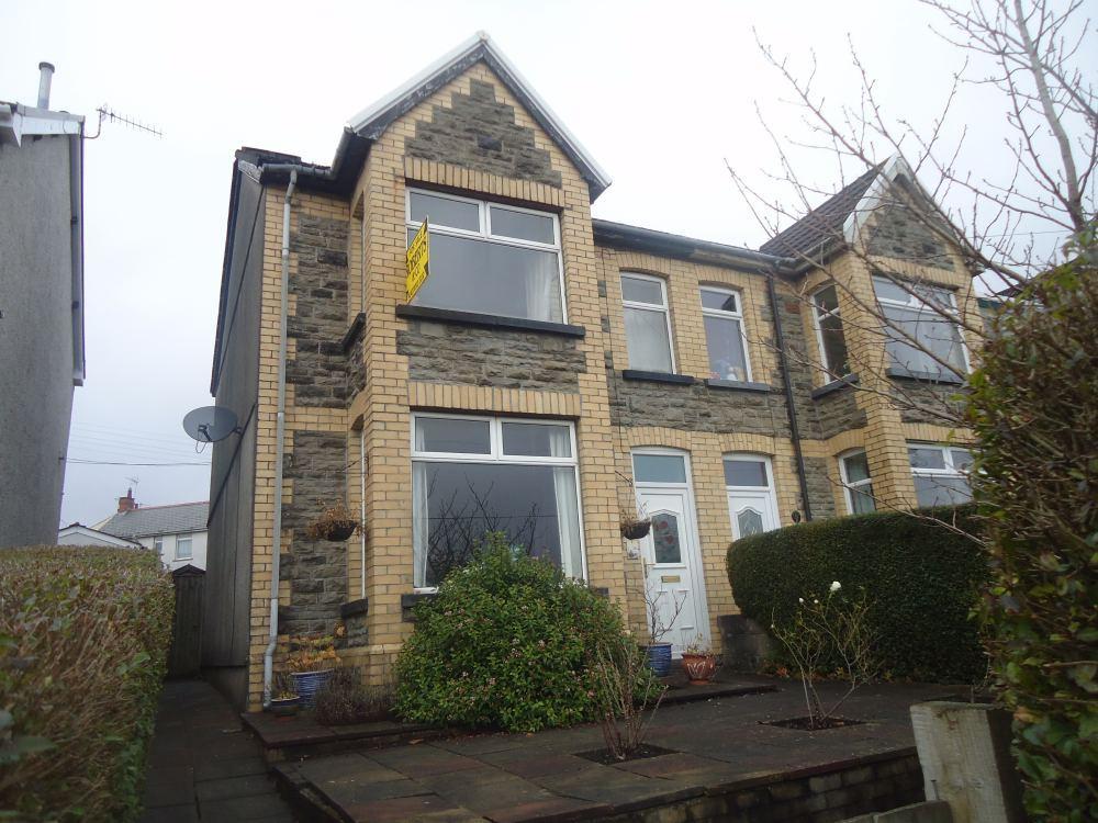 3 bedroom semidetached house for sale in Gwerthonor Road, Gilfach