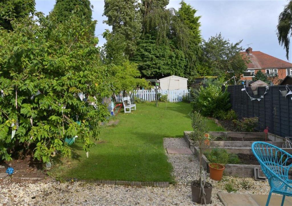 3 bedroom semidetached house for sale in Gilbanks Road, Wollaston