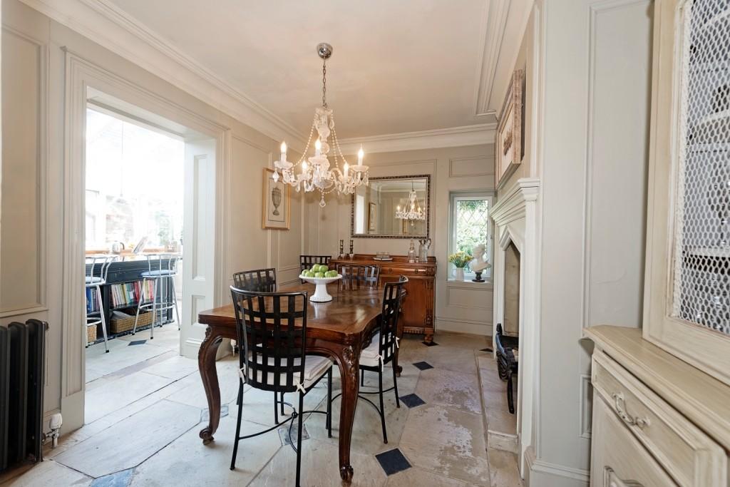 4 bedroom detached house for sale in 141 Wetherby Road, Harrogate, HG2