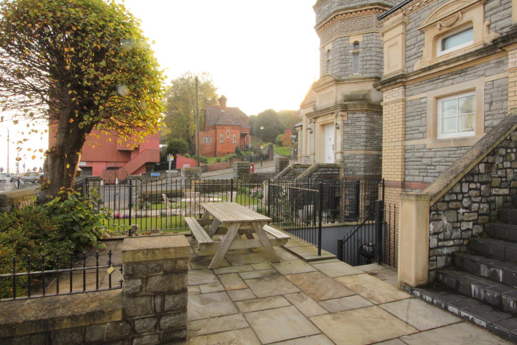 5 bedroom property for sale in Balmoral Quay, Penarth, CF64
