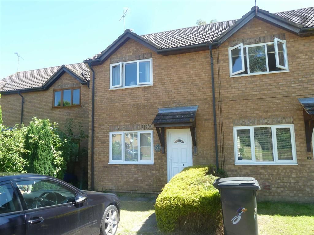  terraced house to rent in Beehive Close, Swindon, Wiltshire, SN5