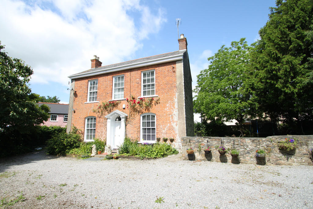 4 bedroom detached house for sale in Ivybridge, Plymouth, PL21