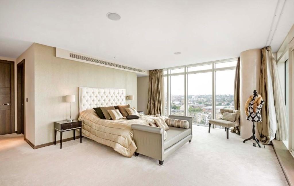 Battersea Reach,Master Bedroom