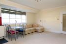 Flat in Sloane Avenue...