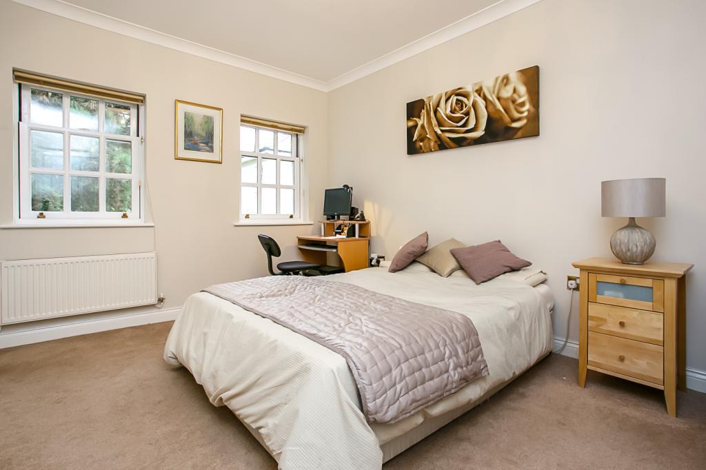 4 bedroom terraced house for sale in Henry Tate Mews, Streatham, SW16, SW16