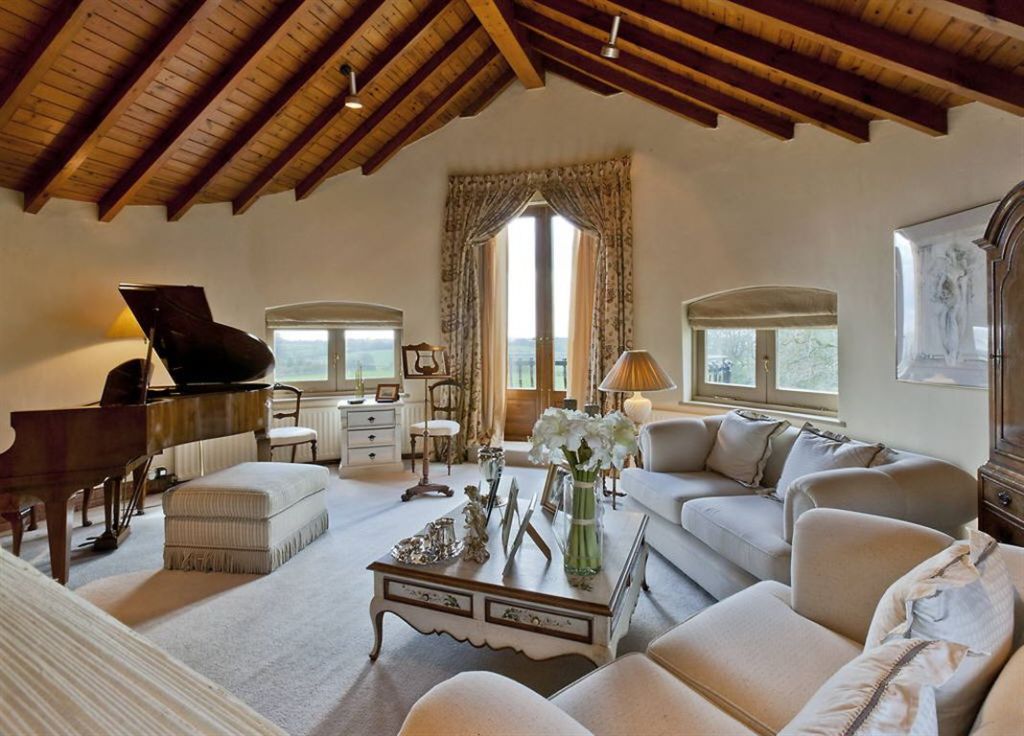 4 bedroom detached house for sale in The Mill, Rowington Green