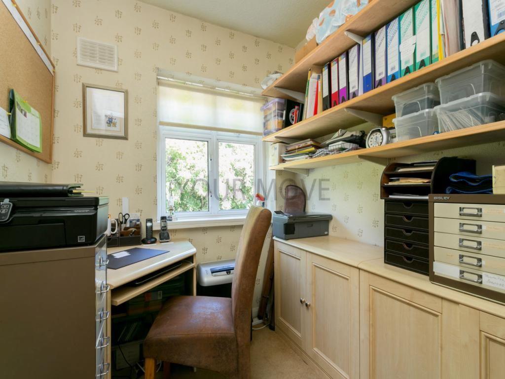 4 bedroom semidetached house for sale in Holly Drive, Chingford