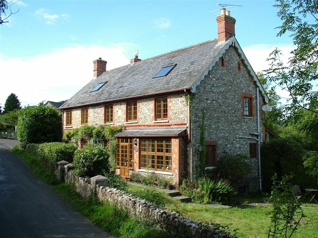 5 bedroom detached house for sale in Chard, Somerset, TA20