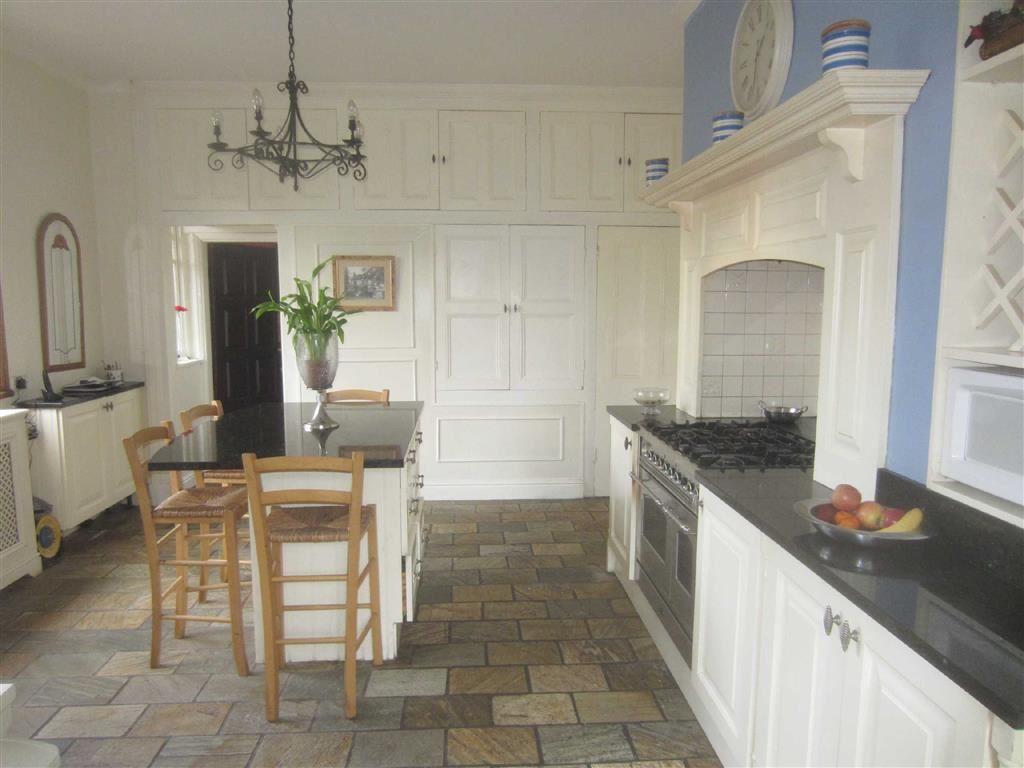 6 bedroom detached house for sale in Park Road, Hale, Cheshire, WA15 , WA15