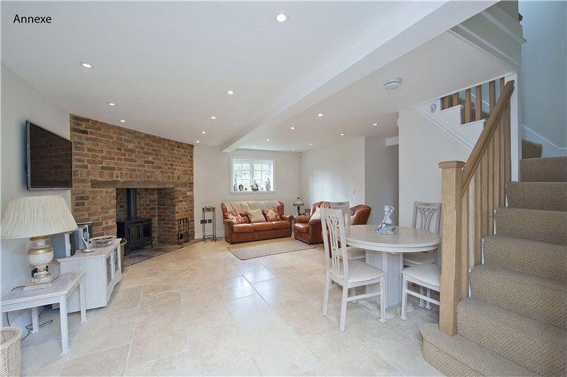 5 bedroom character property for sale in Herons Lane, Fyfield, Ongar