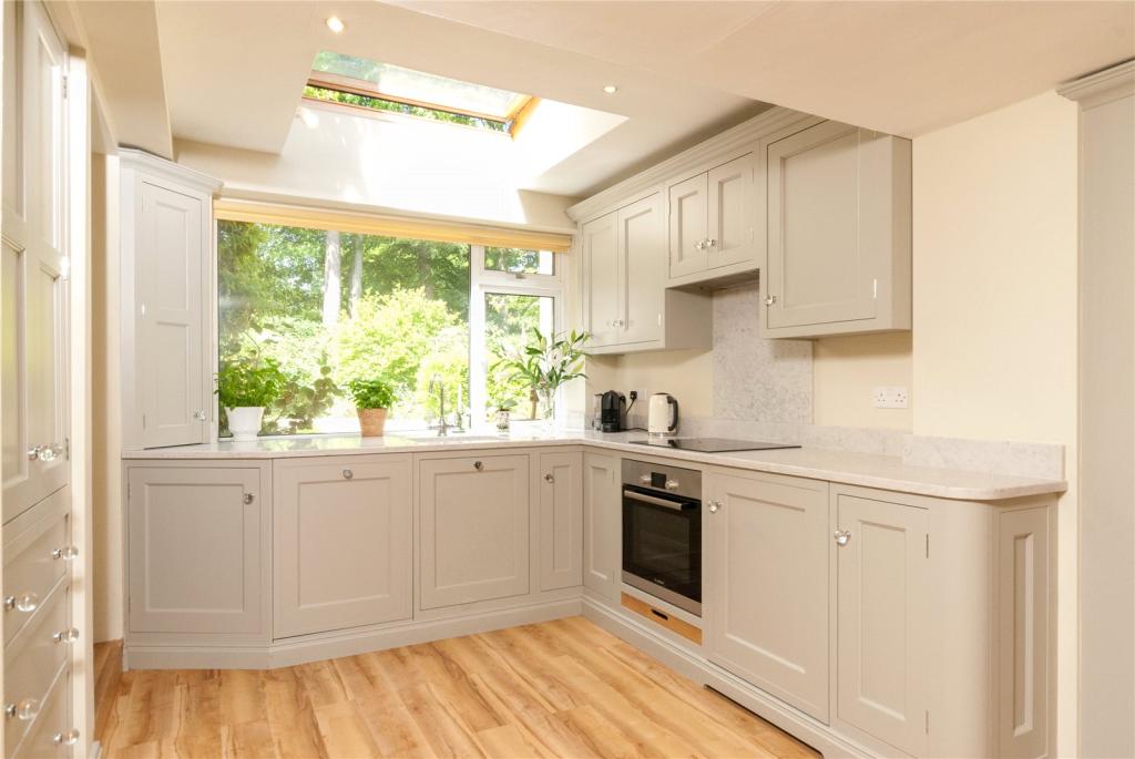6 bedroom character property for sale in Ham Green, Holt, Trowbridge, Wiltshire, BA14, BA14