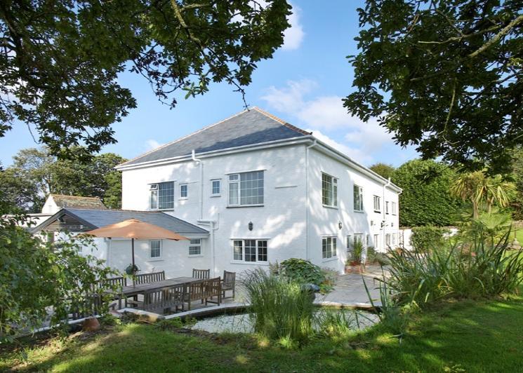 7 bedroom detached house for sale in Lower Hopworthy Farm, Pyworthy