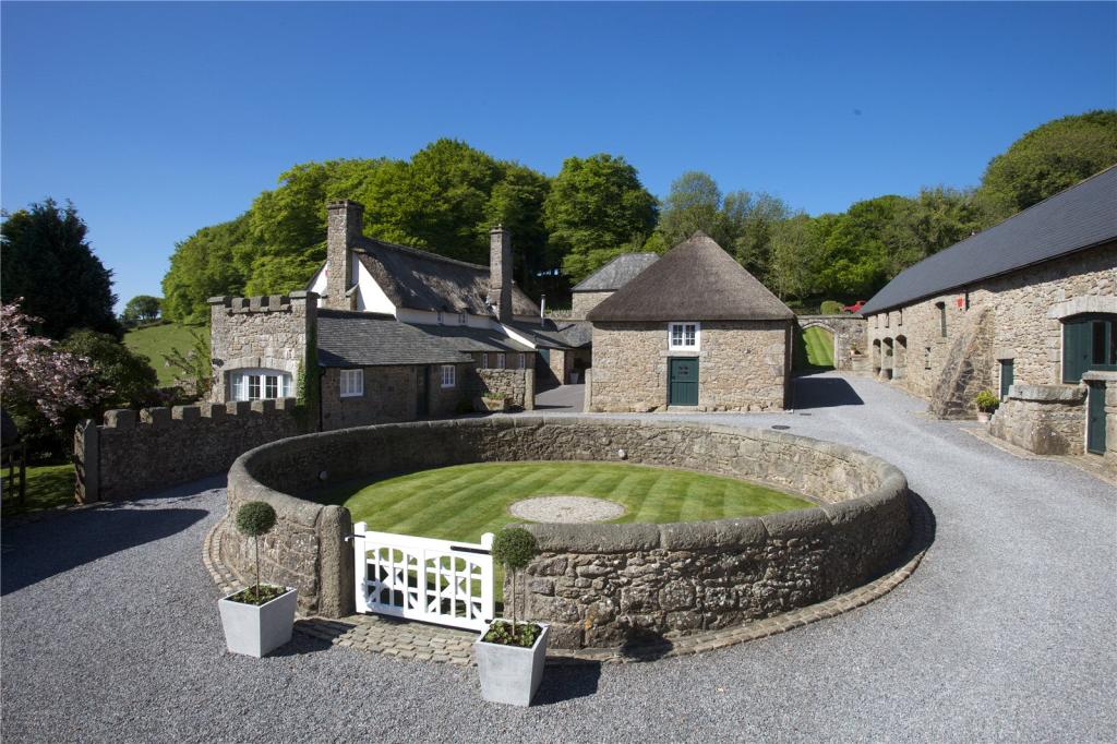 5 bedroom detached house for sale in Lustleigh, Dartmoor National Park