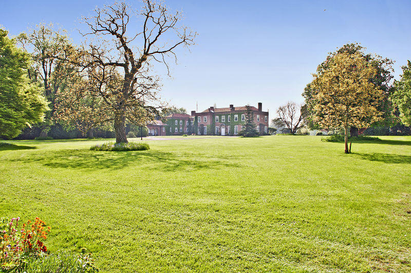 8 bedroom country house for sale in Wiseton Hall, Wiseton, Doncaster