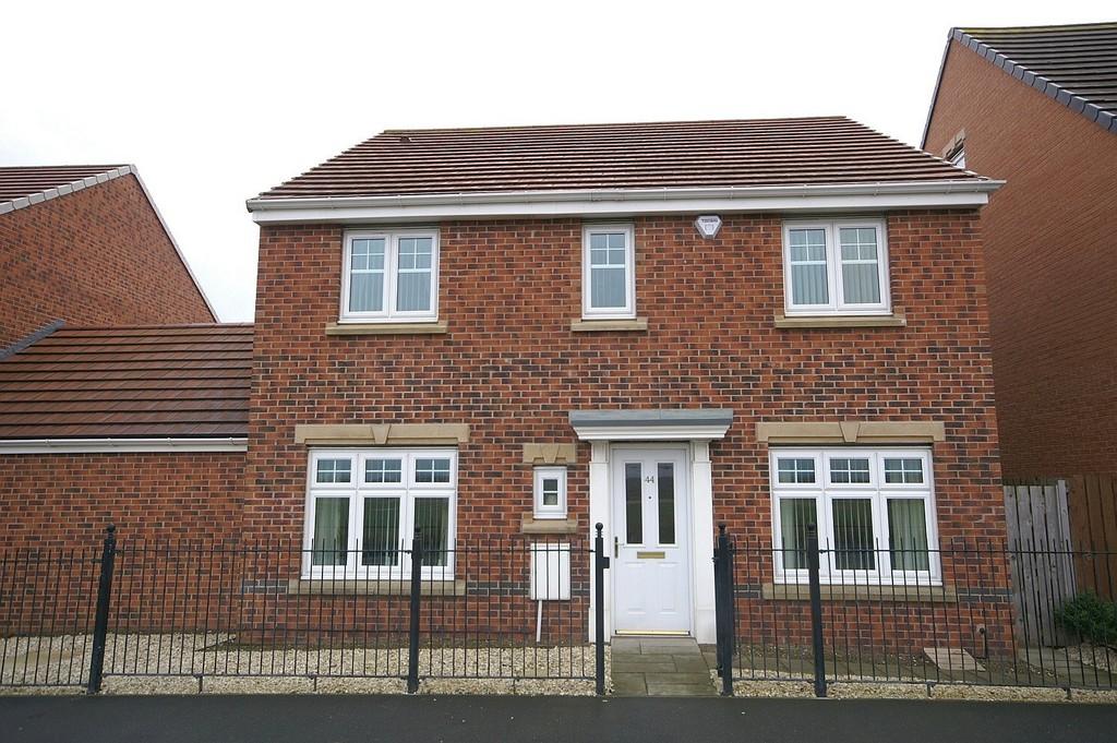 4 bedroom detached house for sale in New Road, Boldon Colliery, NE35