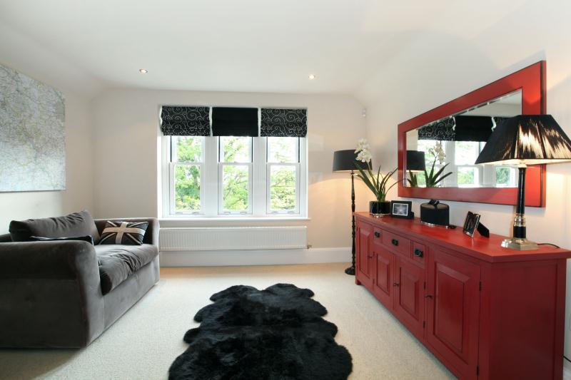 2 bedroom flat for sale in Linby House, Linby Lane, Linby, Nottingham, NG15