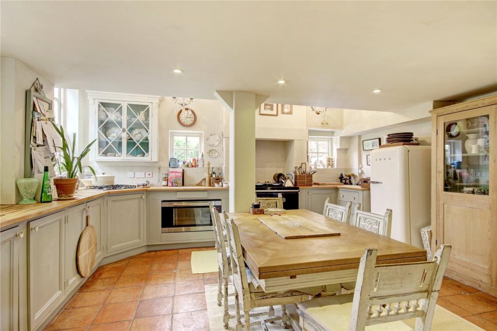 4 bedroom semidetached house for sale in The Green, Urchfont, Devizes