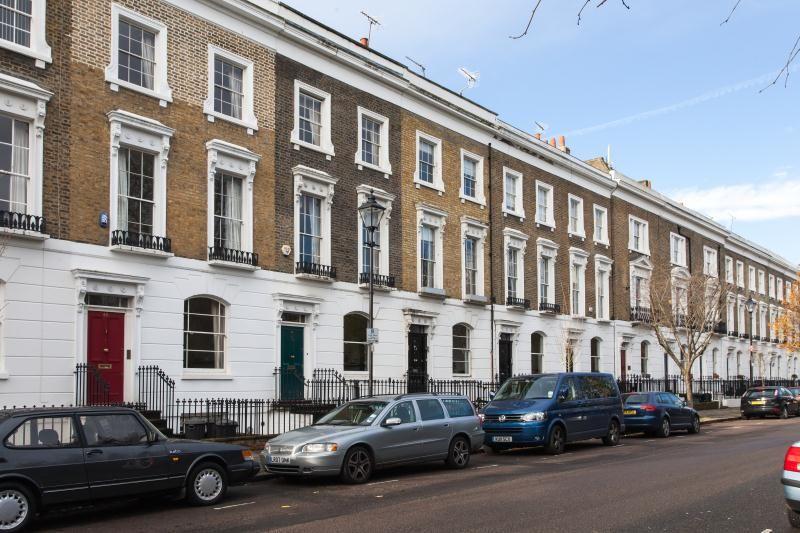 5 bedroom terraced house for sale in Thornhill Square, London, N1, N1