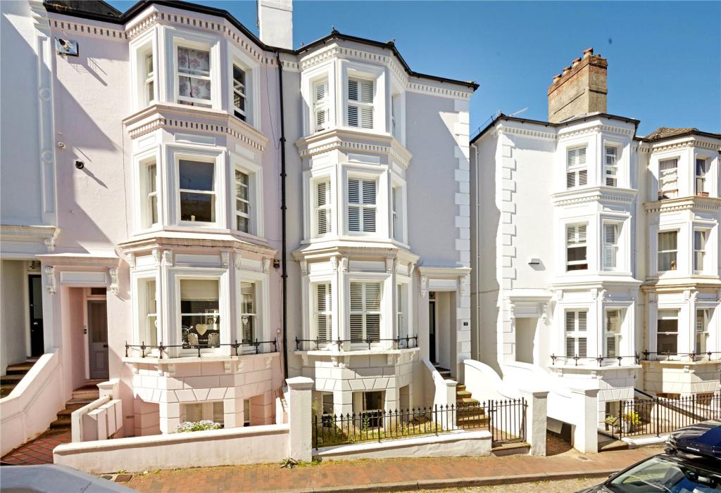 4 bedroom house for sale in South Grove, Tunbridge Wells, Kent, TN1, TN1