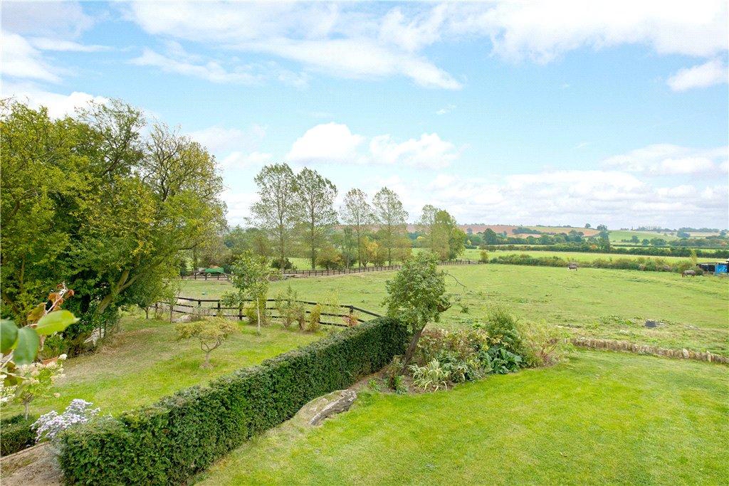 4 bedroom detached house for sale in Bugbrooke, Northamptonshire, NN7, NN7