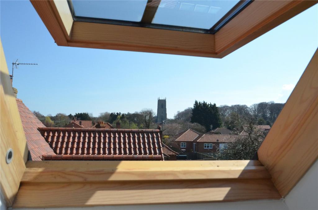 4 bedroom house for sale in Blakeney, Norfolk, NR25