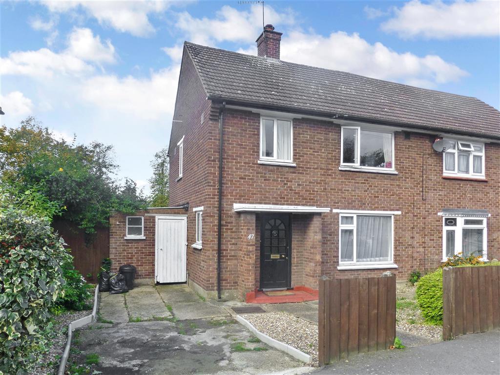 3 bedroom semidetached house for sale in Waltham Road, Woodford Bridge
