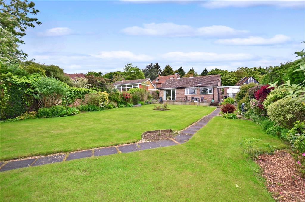 2 bedroom bungalow for sale in Walnut Tree Lane, Westbere, Canterbury