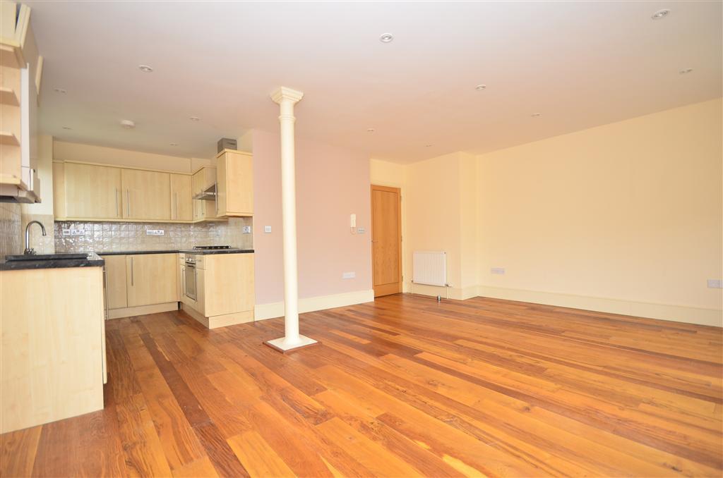 1 bedroom apartment for sale in West Cliff Road, Ramsgate, Kent, CT11