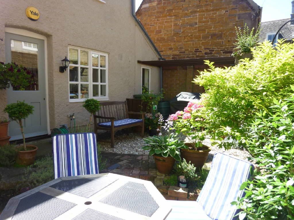 4 bedroom detached house for sale in Adderley Street, Uppingham