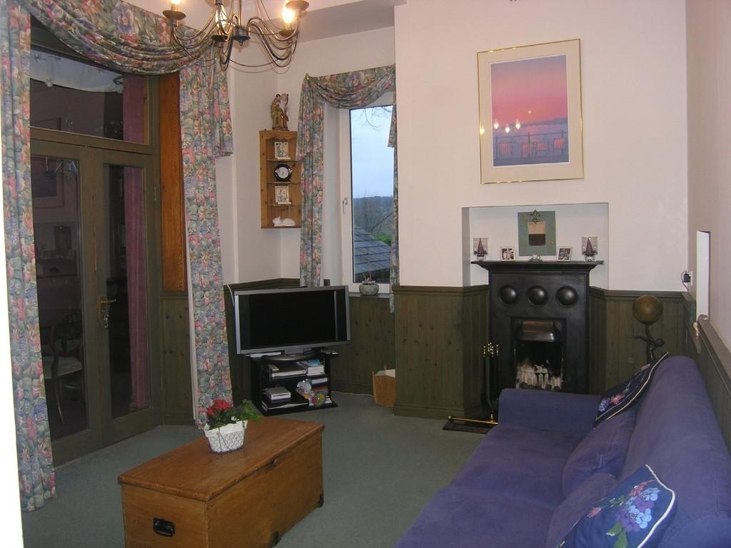 5 bedroom semidetached house for sale in Westville Road, Ilkley NO