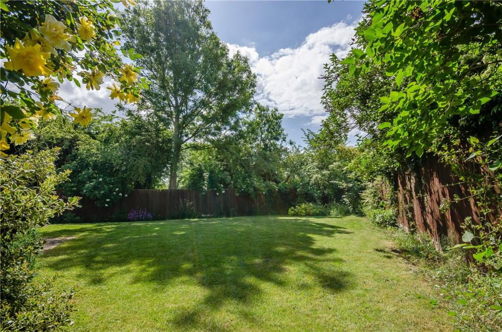 5 bedroom detached house for sale in High Meadow, Harston, Cambridge, CB22