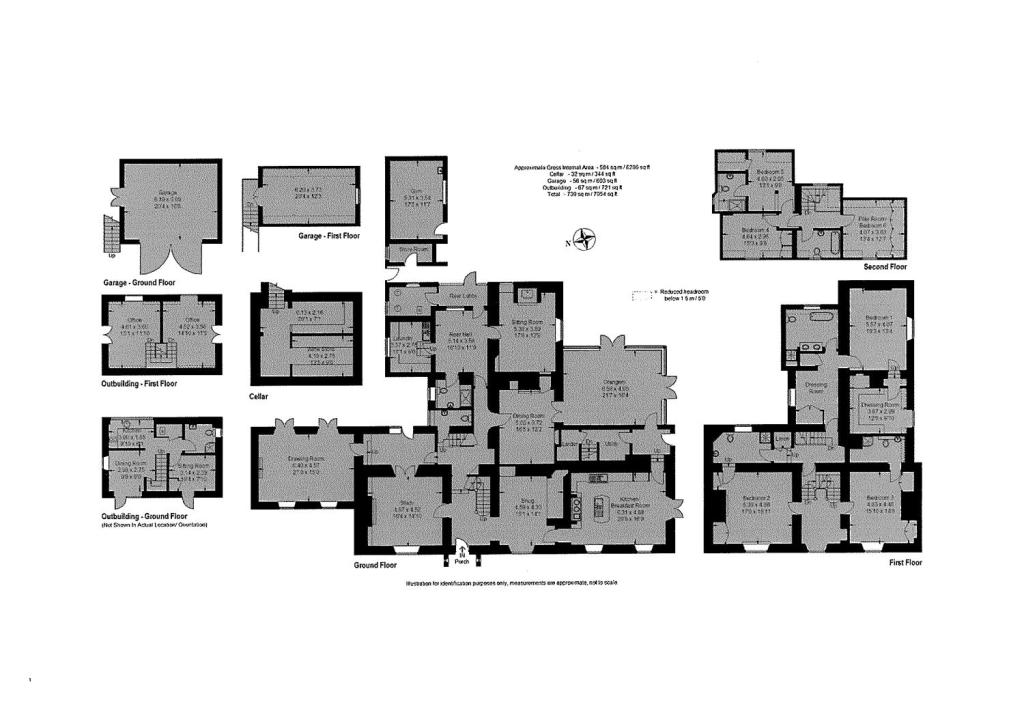 6 bedroom detached house for sale in Water Newton, Peterborough