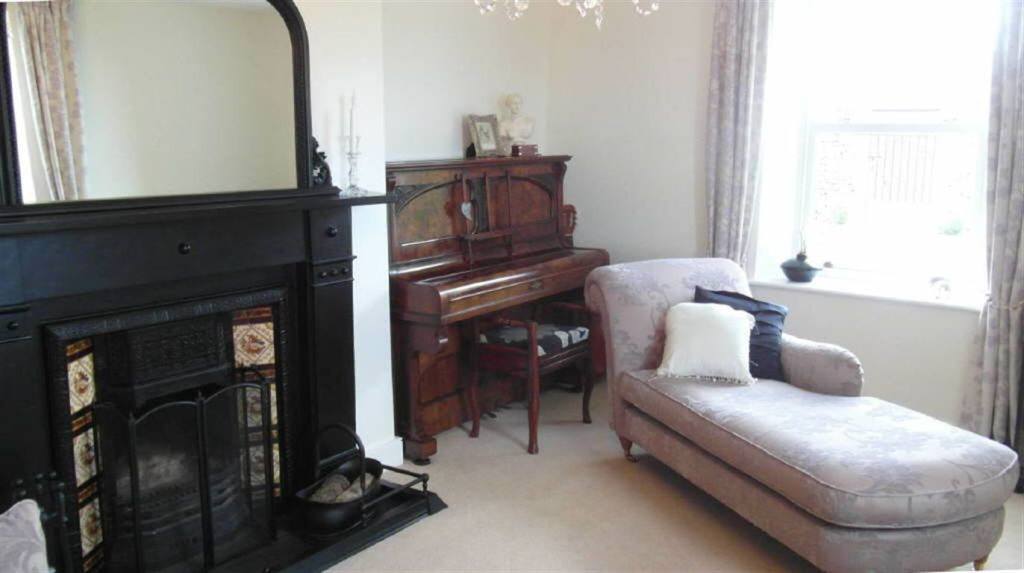 4 bedroom farm house for sale in Middle Highfield, Aughton, LA2