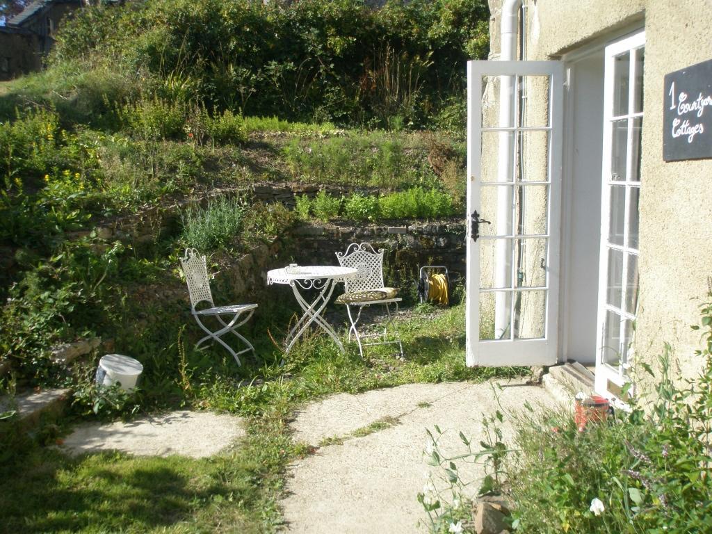 Cottage to rent in Great Fulford, Dunsford, Devon, EX6