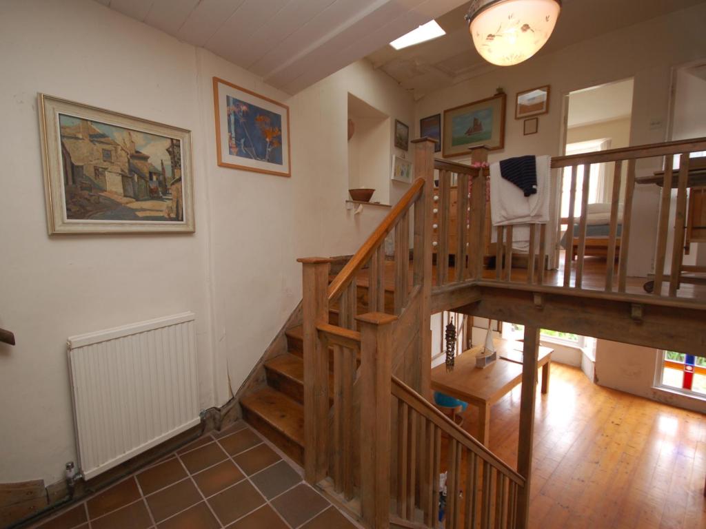 3 bedroom detached house for sale in Salubrious Place, St Ives