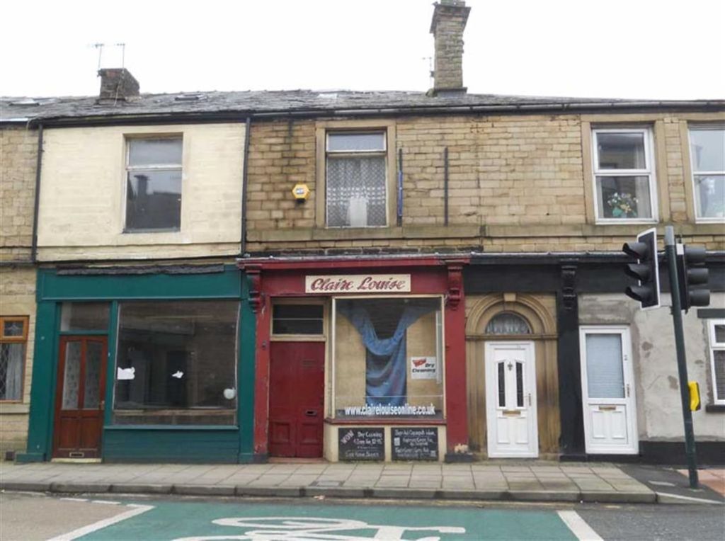 Shop for sale in Stockport Road, Mossley, Ashtonunderlyne, OL5
