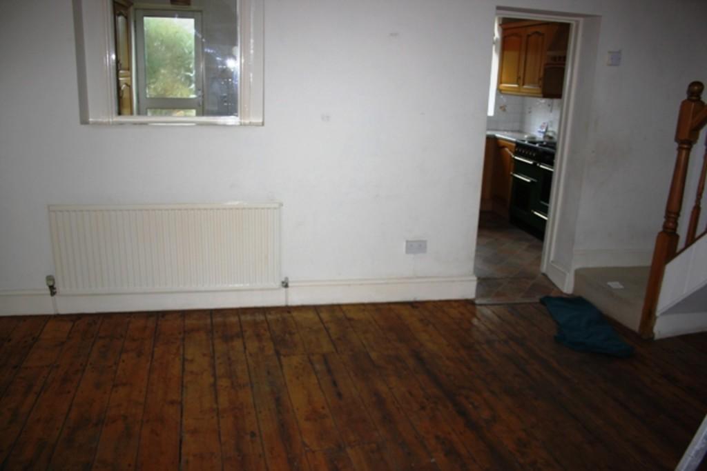 4 bedroom terraced house to rent in Paulton, Near Bristol, BS39