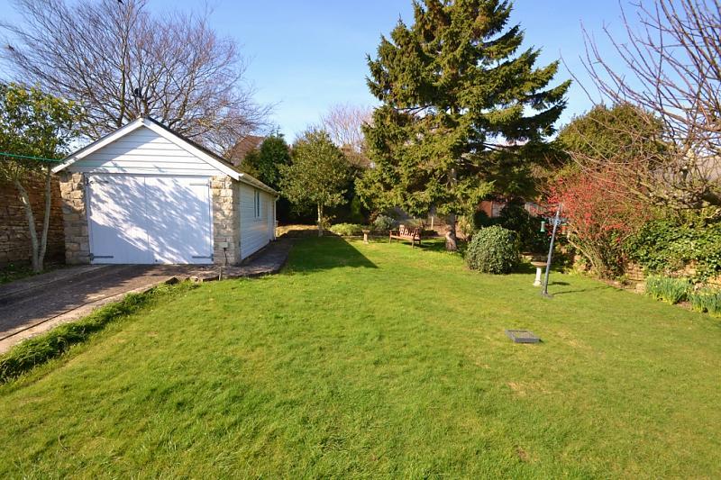 2 bedroom detached bungalow for sale in North Swanage, BH19